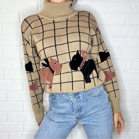 Vintage Sweaters - SOLD Vintage beige wool blend turtleneck dog sweater L